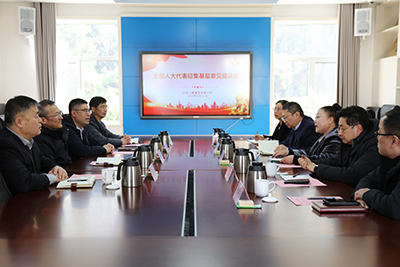 全國人大代表主動征集意見，發(fā)揮代表作用